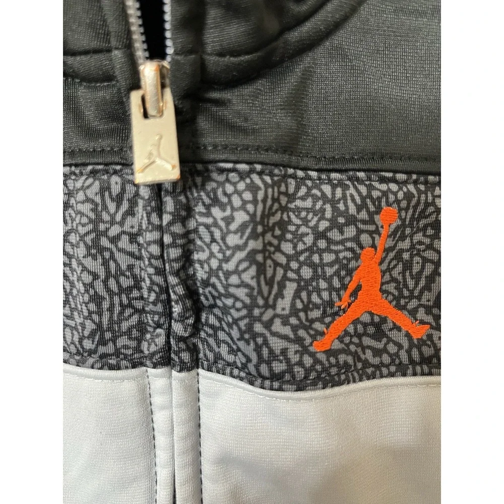 Air Jordan Brand Jumpman toddler 24 months Black‎ Gray Jacket Athletic Logo H42
